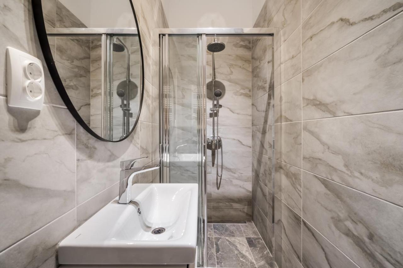 Bpr Sirius Suite With A/C 布达佩斯 外观 照片
